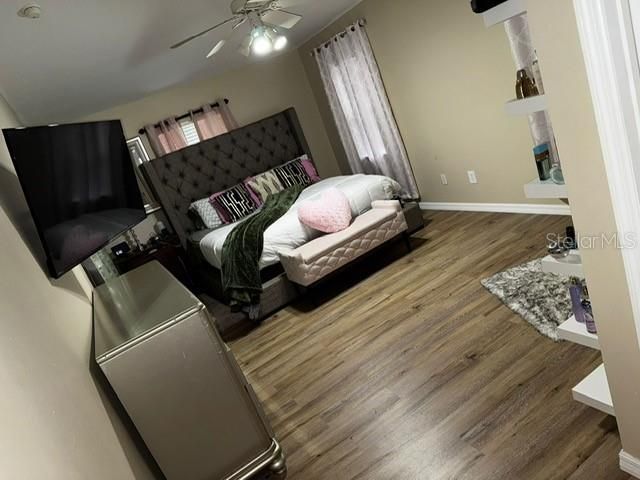 En Venta: $369,000 (4 camas, 2 baños, 1912 Pies cuadrados)