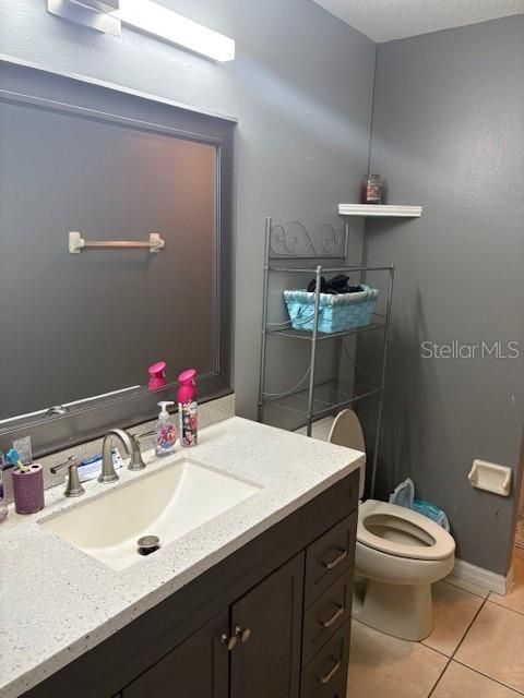 En Venta: $369,000 (4 camas, 2 baños, 1912 Pies cuadrados)