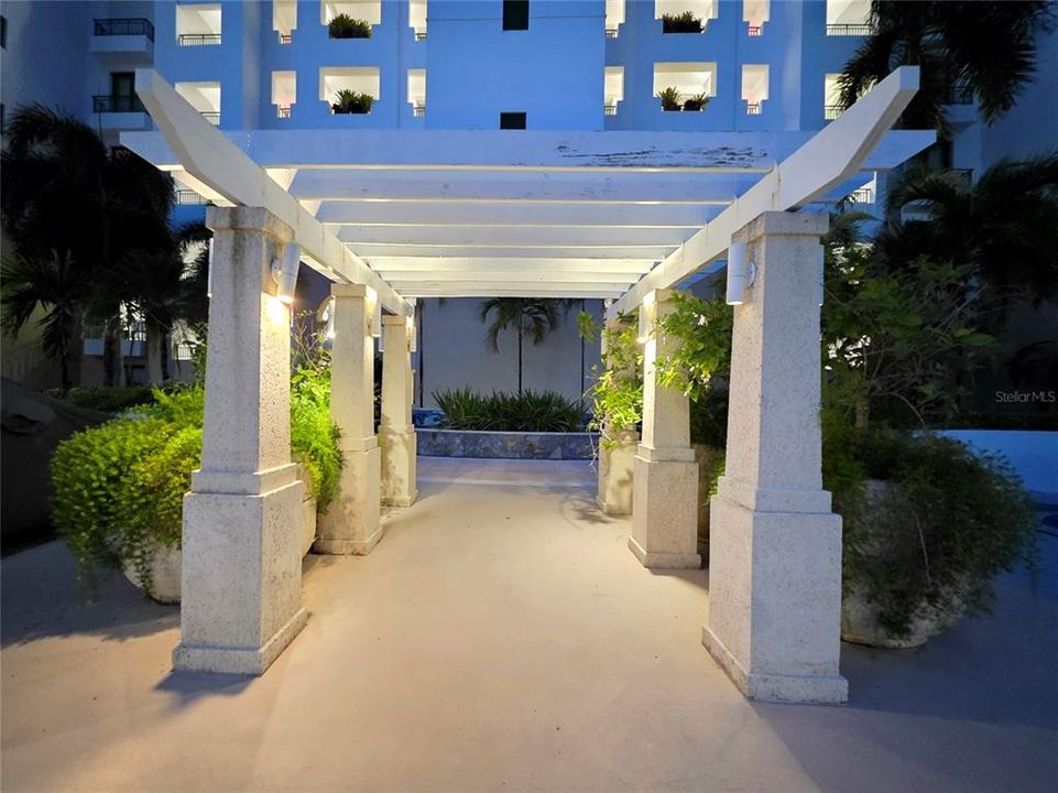 出租: $5,000 (2 贝兹, 2 浴室, 1635 平方英尺)