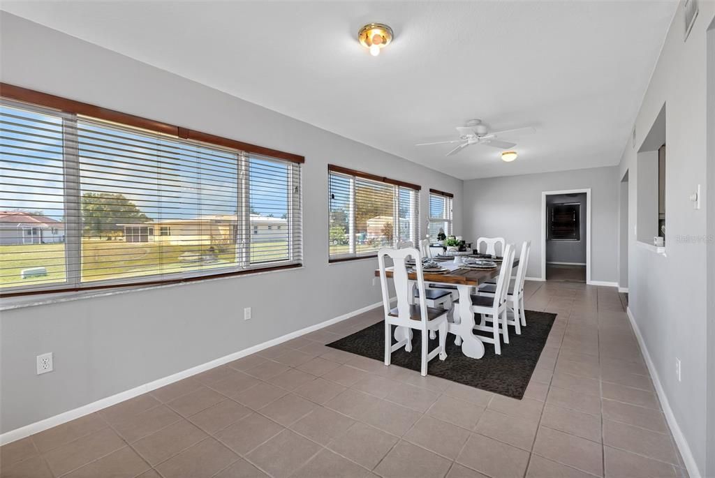 For Sale: $405,000 (2 beds, 2 baths, 1659 Square Feet)