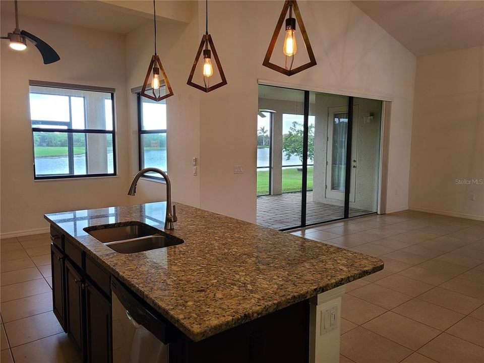 For Rent: $3,400 (4 beds, 2 baths, 2328 Square Feet)