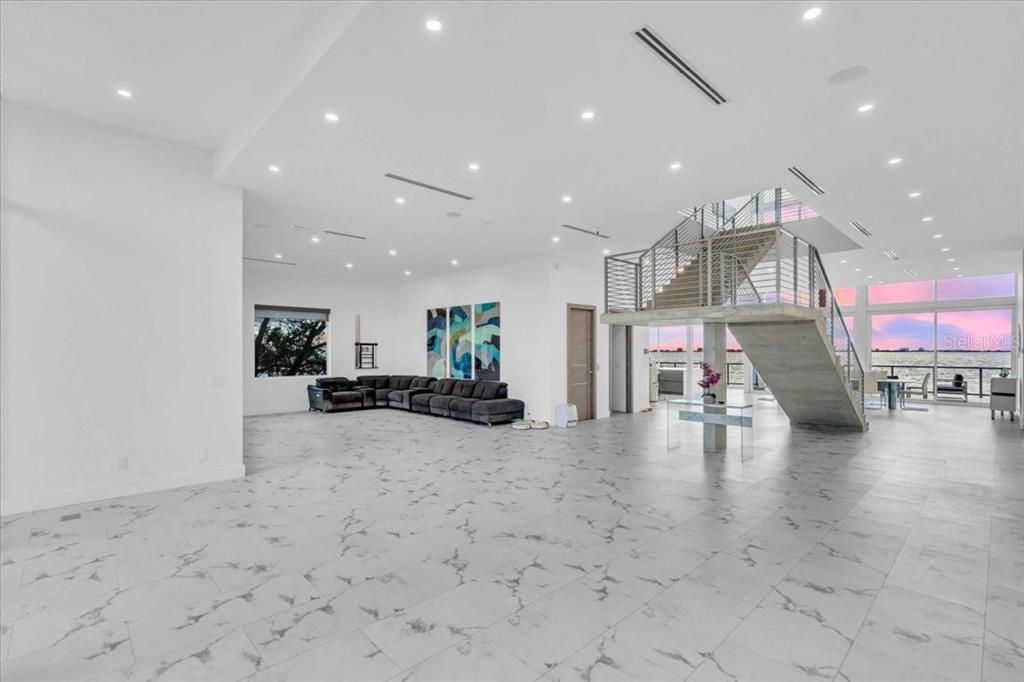 For Sale: $9,500,000 (8 beds, 8 baths, 8875 Square Feet)