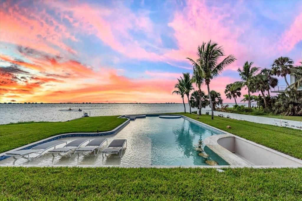 For Sale: $9,500,000 (8 beds, 8 baths, 8875 Square Feet)