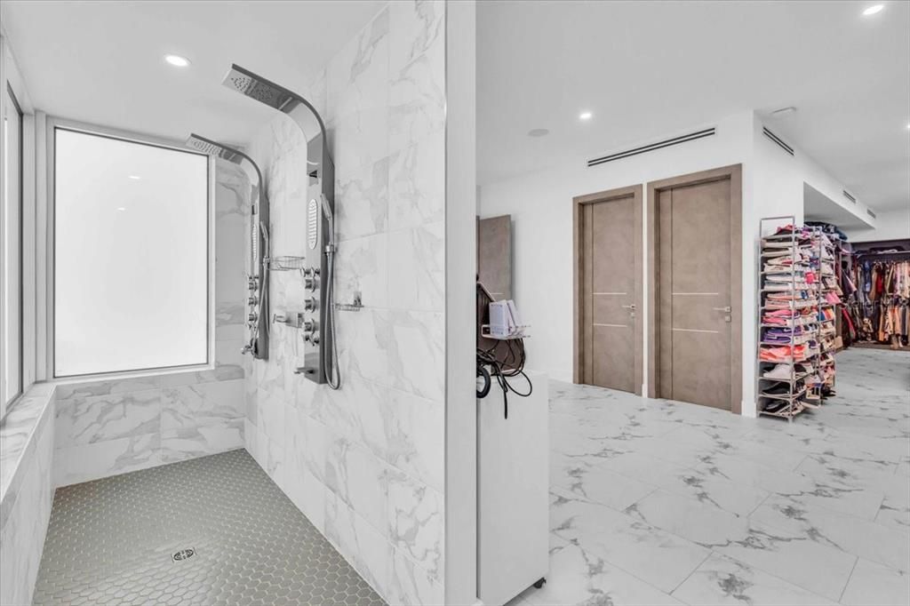 For Sale: $9,500,000 (8 beds, 8 baths, 8875 Square Feet)