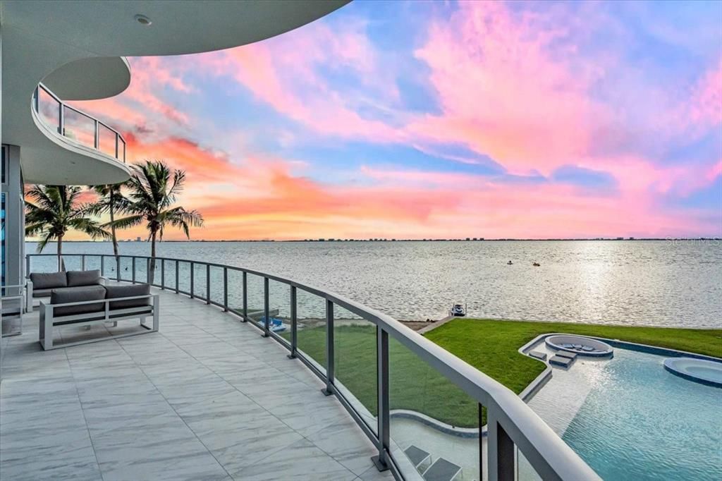 For Sale: $9,500,000 (8 beds, 8 baths, 8875 Square Feet)