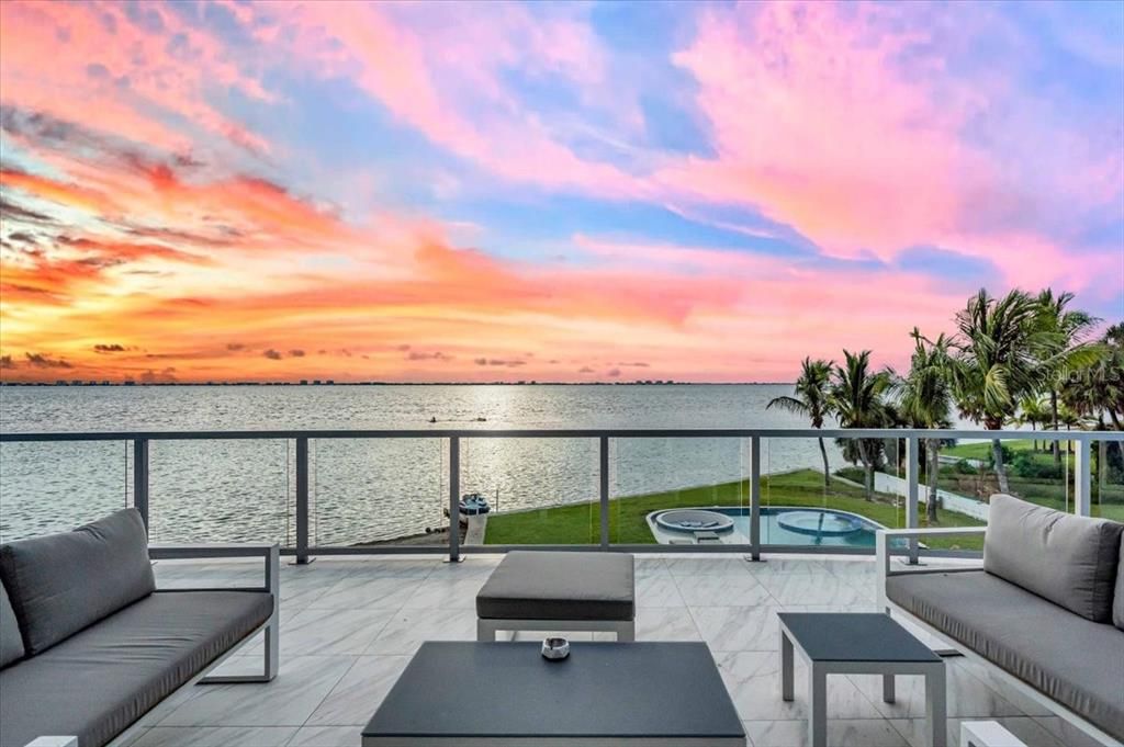 For Sale: $9,500,000 (8 beds, 8 baths, 8875 Square Feet)