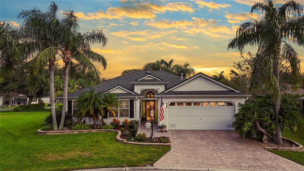 最近售出: $429,900 (3 贝兹, 2 浴室, 1695 平方英尺)