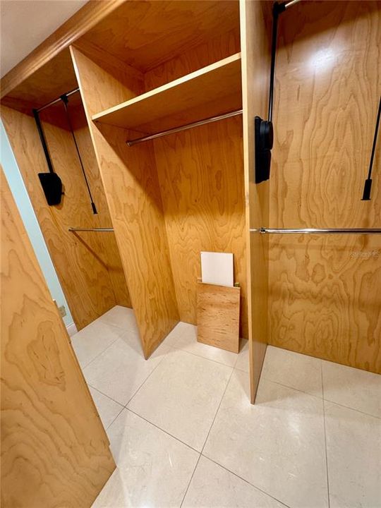 Activo con contrato: $1,850,000 (3 camas, 2 baños, 1920 Pies cuadrados)