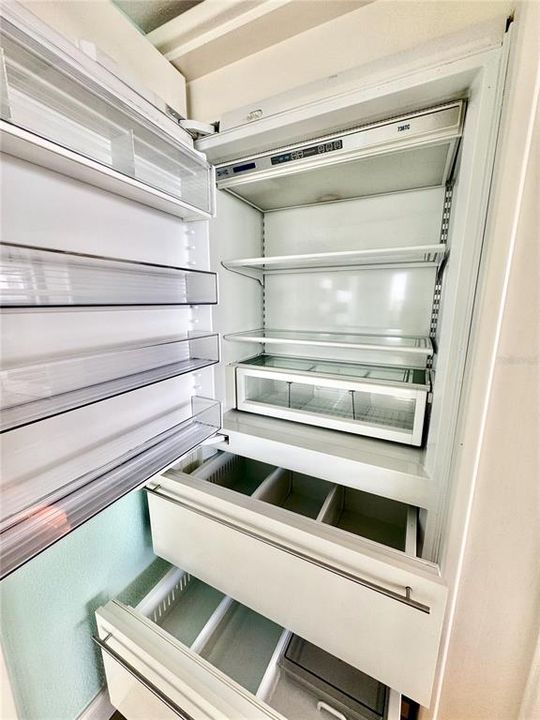 Activo con contrato: $1,850,000 (3 camas, 2 baños, 1920 Pies cuadrados)