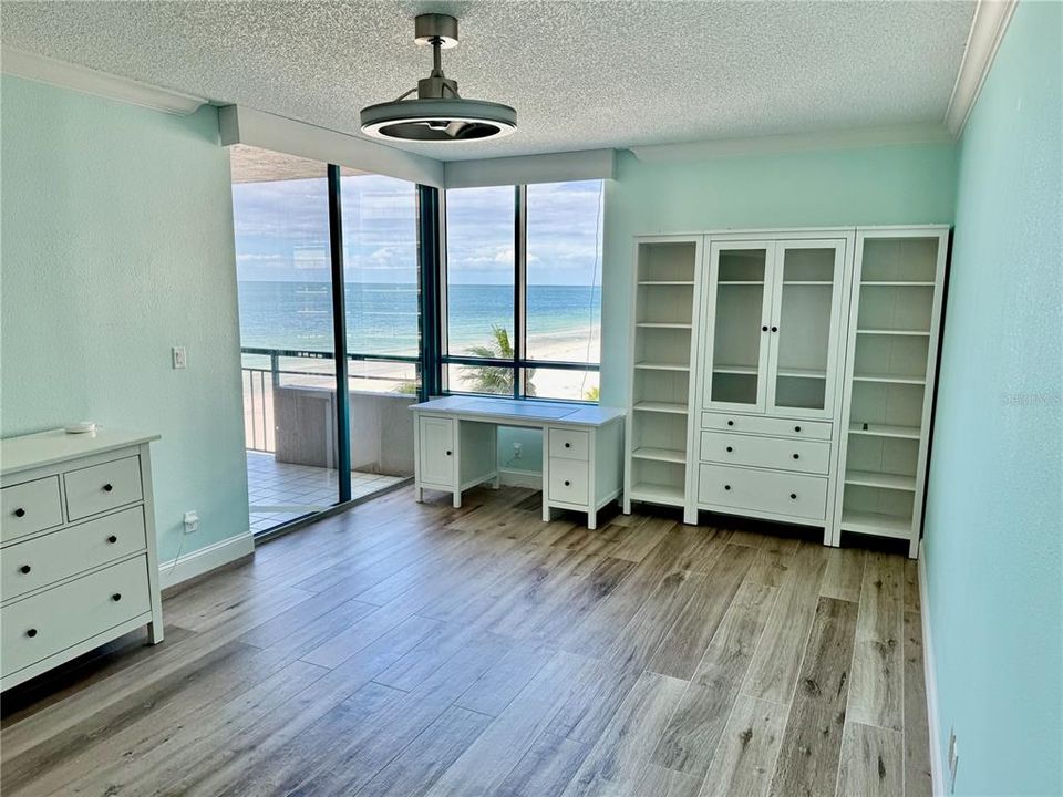 Activo con contrato: $1,850,000 (3 camas, 2 baños, 1920 Pies cuadrados)