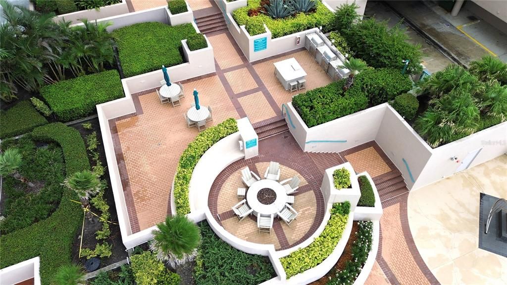 Activo con contrato: $1,850,000 (3 camas, 2 baños, 1920 Pies cuadrados)