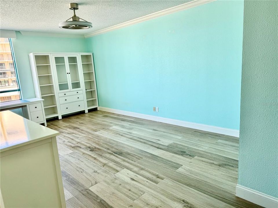 Activo con contrato: $1,850,000 (3 camas, 2 baños, 1920 Pies cuadrados)