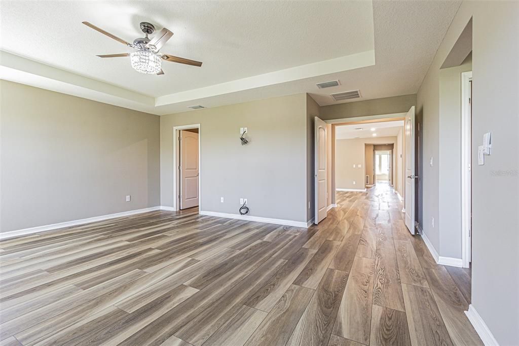 На продажу: $899,000 (5 спален, 3 ванн, 3380 Квадратных фут)