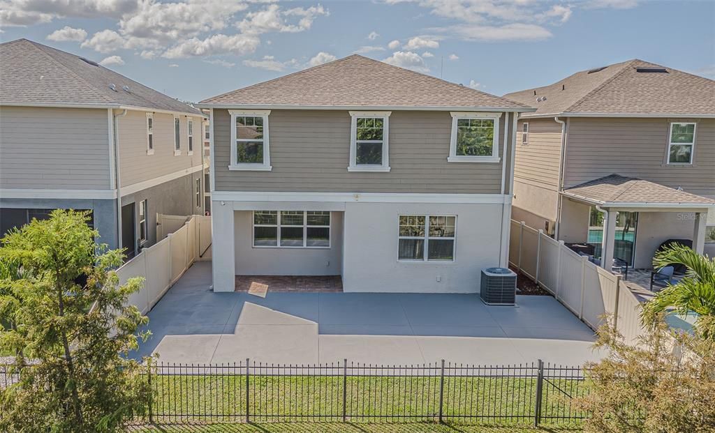 На продажу: $899,000 (5 спален, 3 ванн, 3380 Квадратных фут)