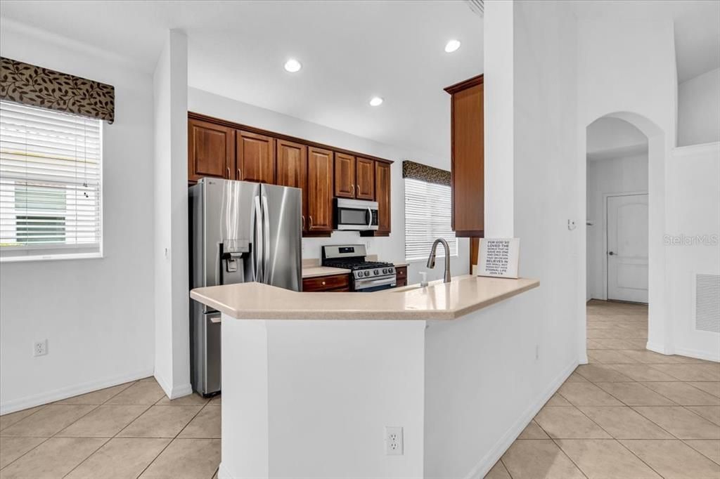 En Renta: $3,195 (3 camas, 2 baños, 2227 Pies cuadrados)