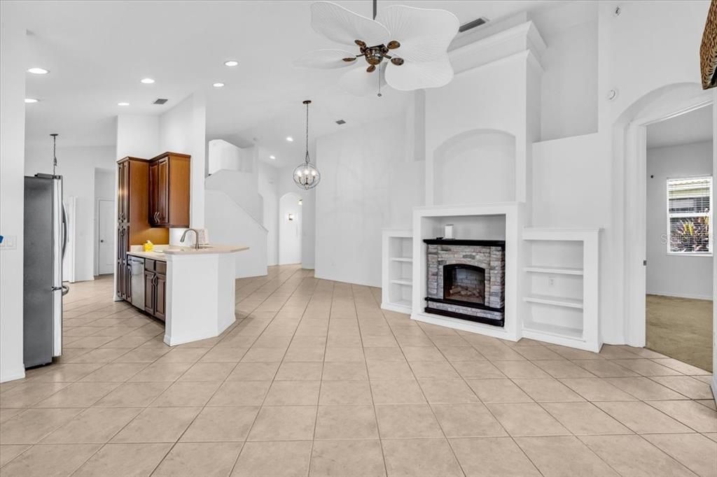 En Renta: $3,195 (3 camas, 2 baños, 2227 Pies cuadrados)