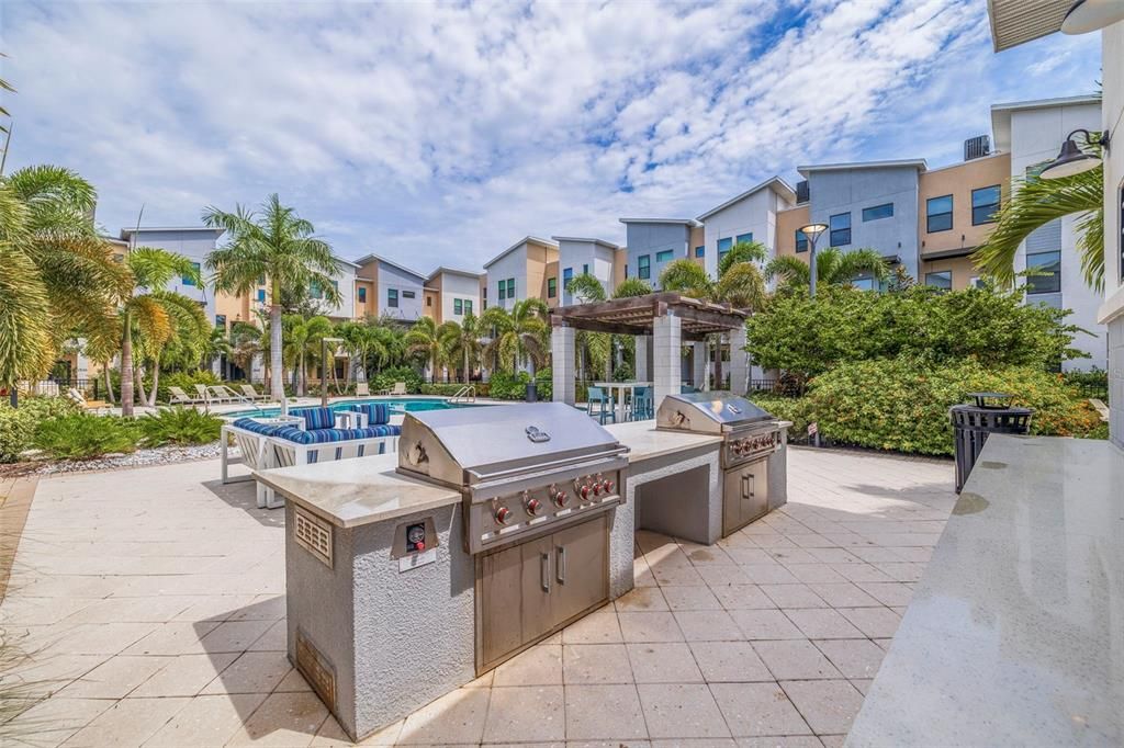 For Rent: $4,950 (3 beds, 3 baths, 1990 Square Feet)