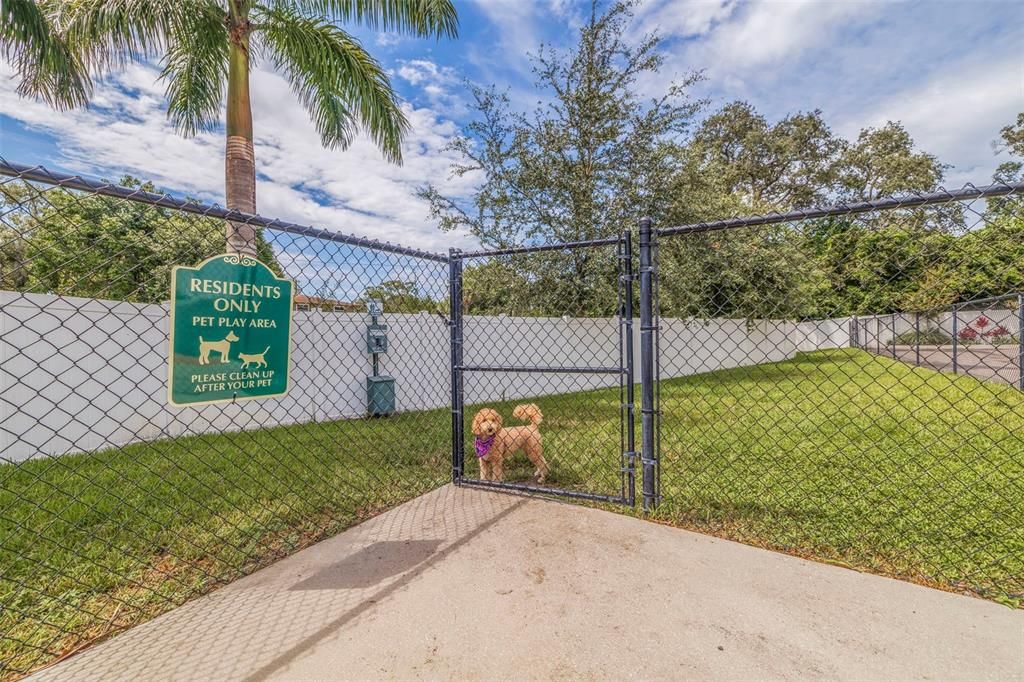 For Rent: $4,950 (3 beds, 3 baths, 1990 Square Feet)