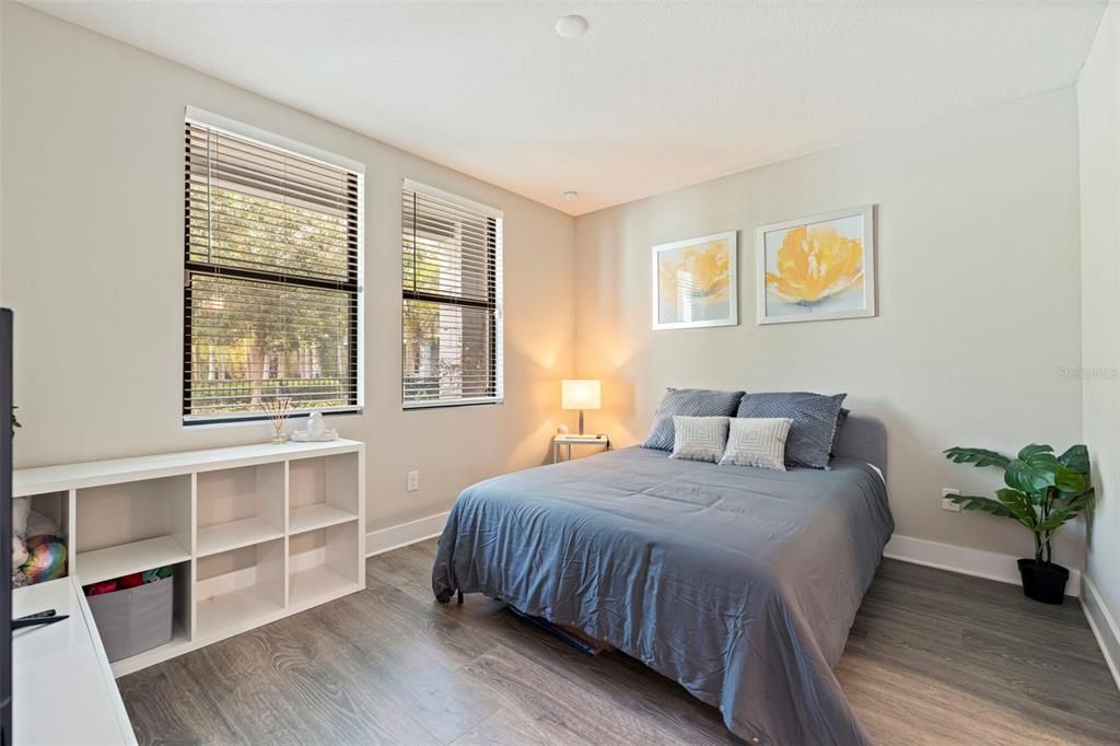 For Rent: $4,950 (3 beds, 3 baths, 1990 Square Feet)