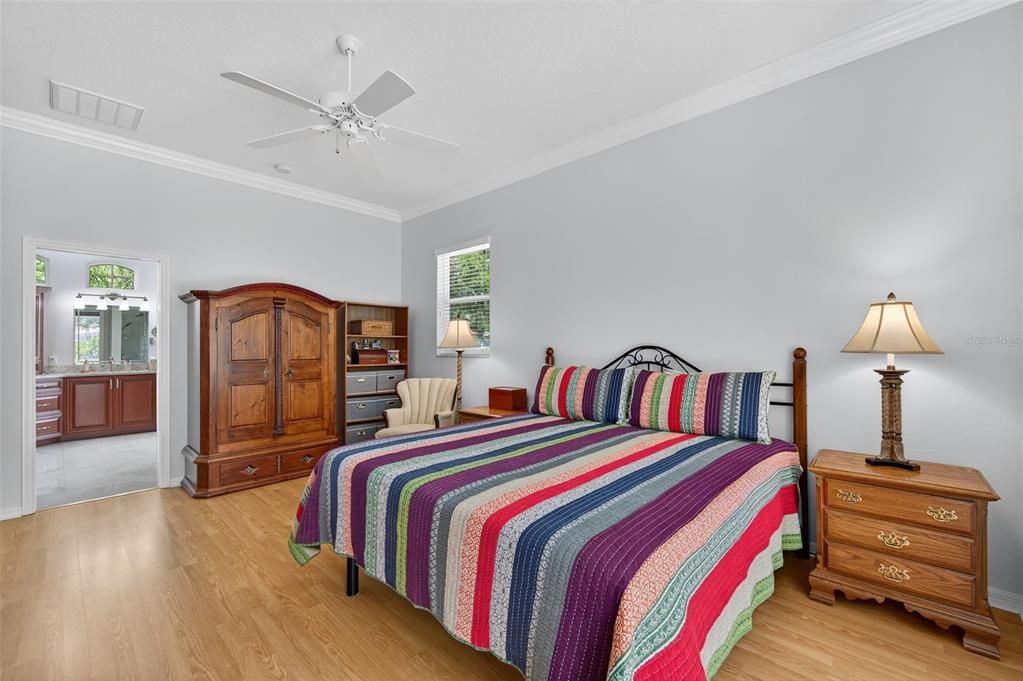 For Sale: $749,500 (4 beds, 3 baths, 2760 Square Feet)