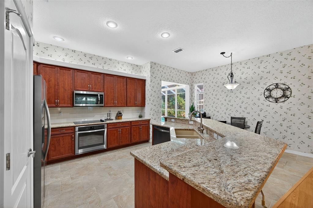 For Sale: $749,500 (4 beds, 3 baths, 2760 Square Feet)