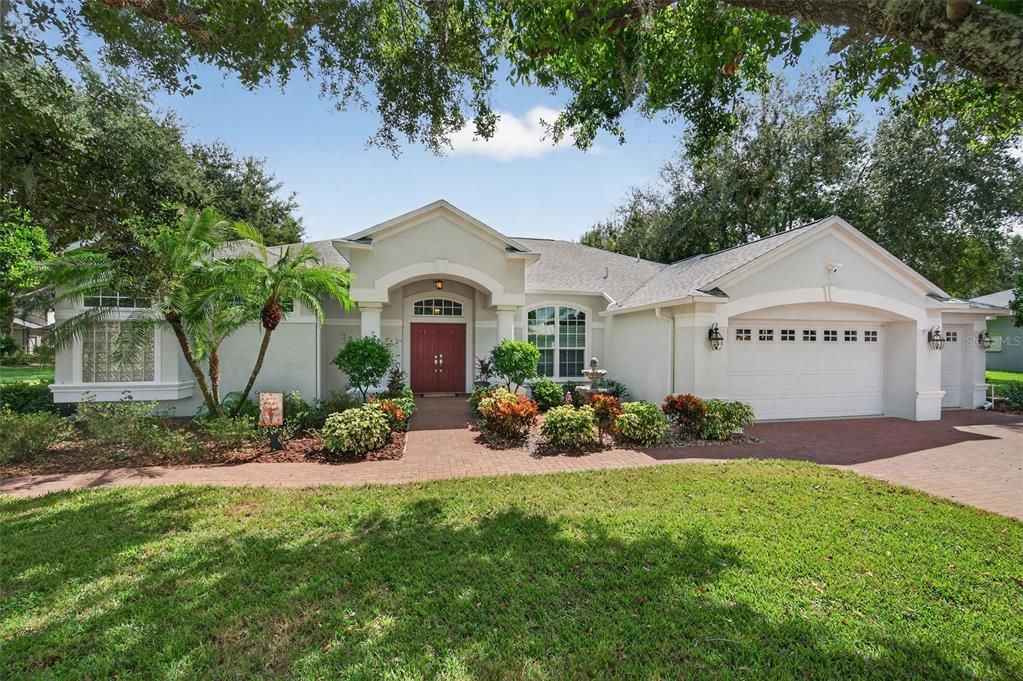 For Sale: $749,500 (4 beds, 3 baths, 2760 Square Feet)