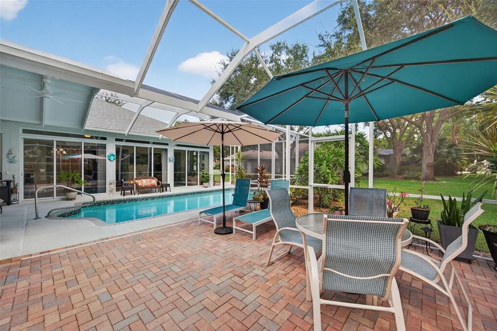 For Sale: $749,500 (4 beds, 3 baths, 2760 Square Feet)