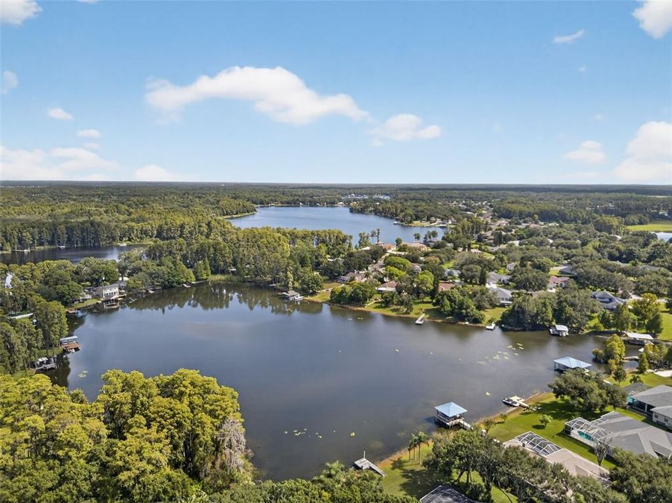 For Sale: $749,500 (4 beds, 3 baths, 2760 Square Feet)