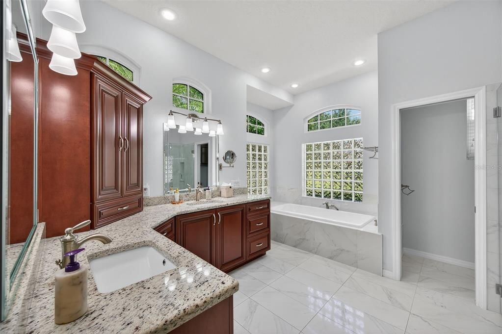 For Sale: $749,500 (4 beds, 3 baths, 2760 Square Feet)