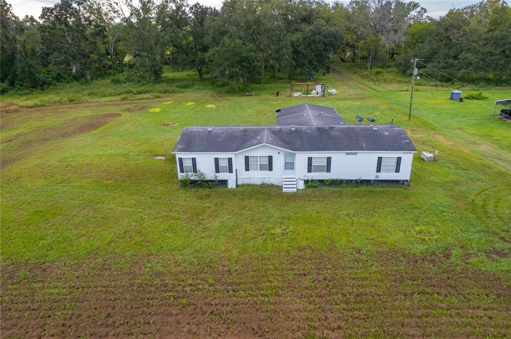 Activo con contrato: $350,000 (4 camas, 3 baños, 2010 Pies cuadrados)