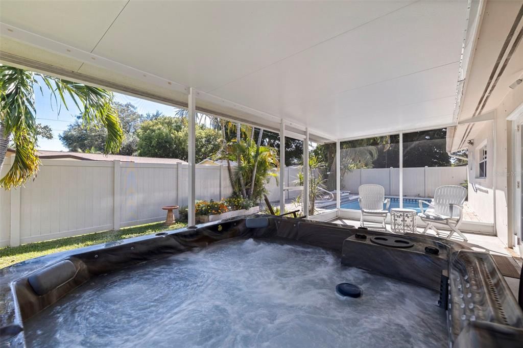 For Sale: $550,000 (3 beds, 2 baths, 1718 Square Feet)