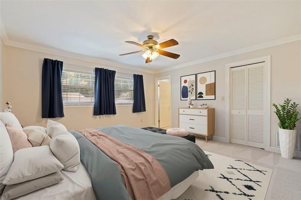 For Sale: $550,000 (3 beds, 2 baths, 1718 Square Feet)