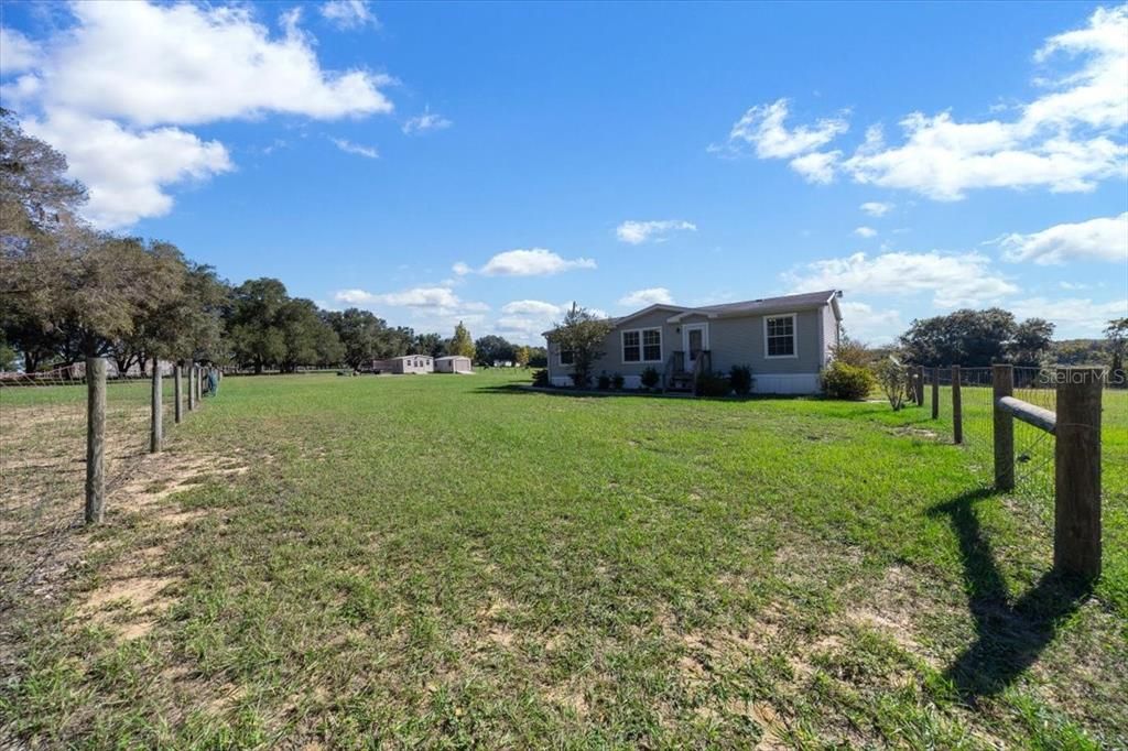 For Sale: $679,900 (3 beds, 2 baths, 1188 Square Feet)