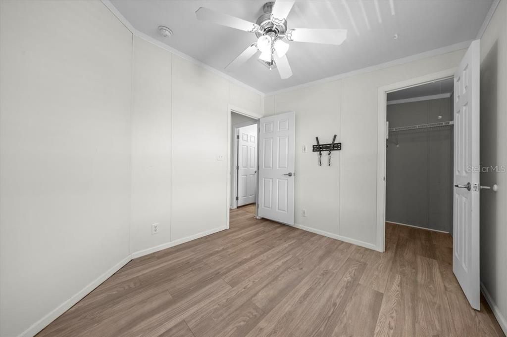 For Sale: $679,900 (3 beds, 2 baths, 1188 Square Feet)