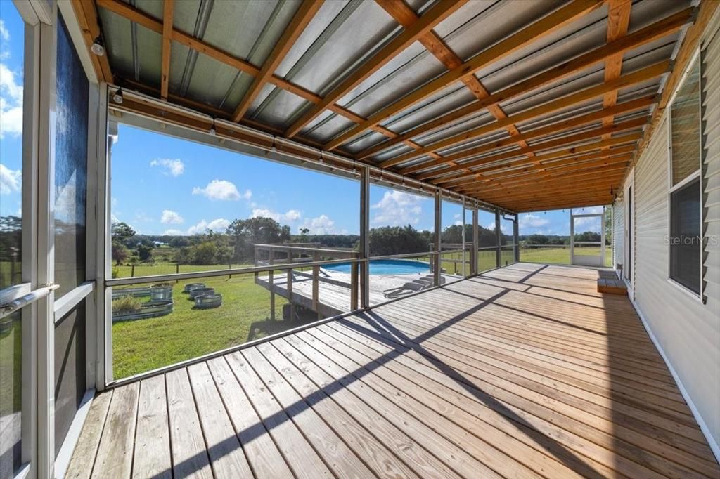 For Sale: $679,900 (3 beds, 2 baths, 1188 Square Feet)