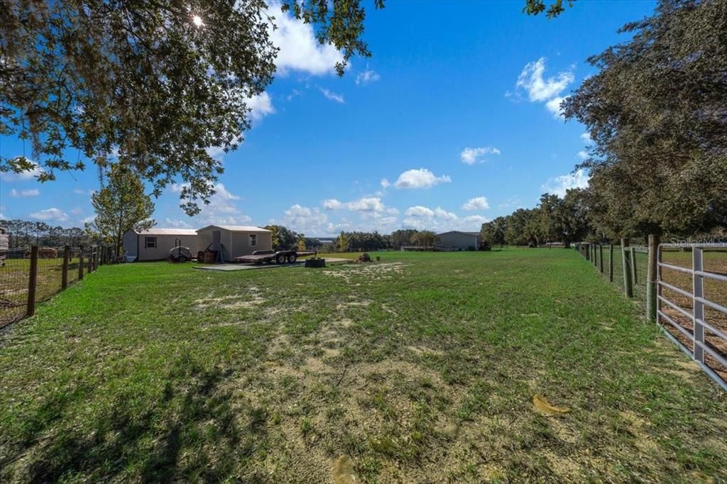 For Sale: $679,900 (3 beds, 2 baths, 1188 Square Feet)