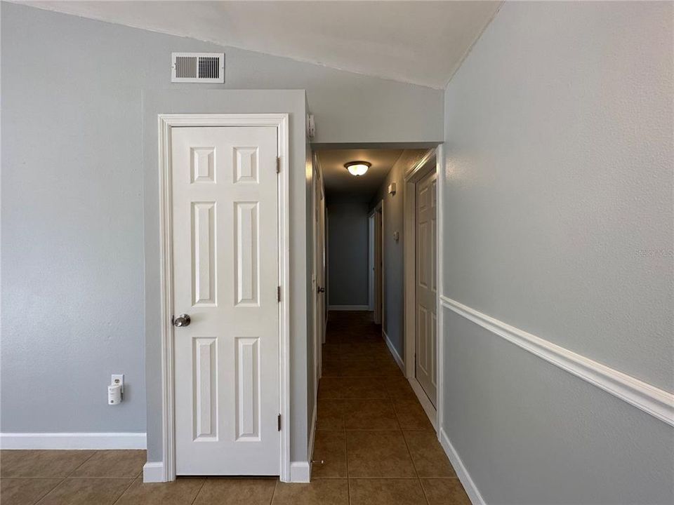 Active With Contract: $264,900 (3 beds, 2 baths, 1350 Square Feet)