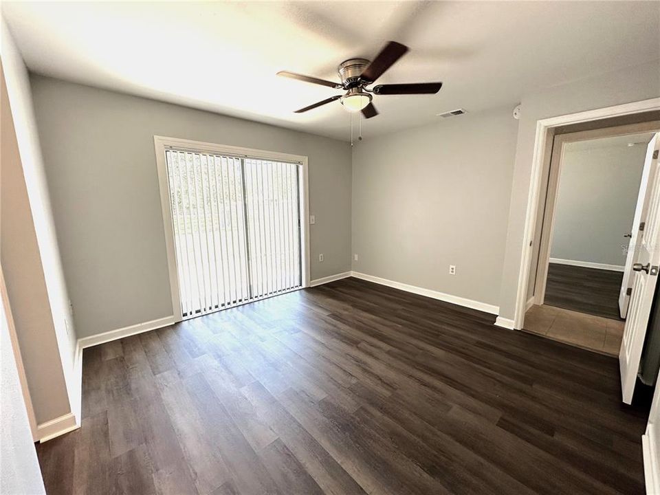 Active With Contract: $264,900 (3 beds, 2 baths, 1350 Square Feet)