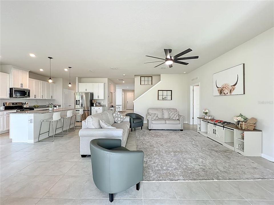 На продажу: $569,900 (5 спален, 5 ванн, 3680 Квадратных фут)