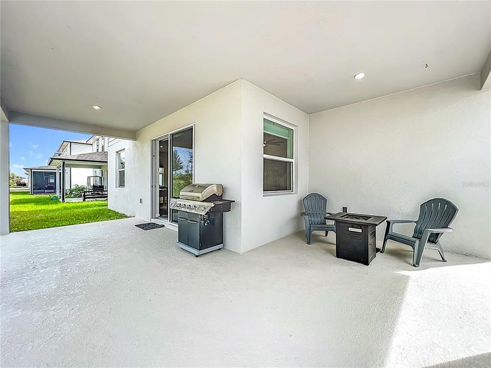 На продажу: $569,900 (5 спален, 5 ванн, 3680 Квадратных фут)