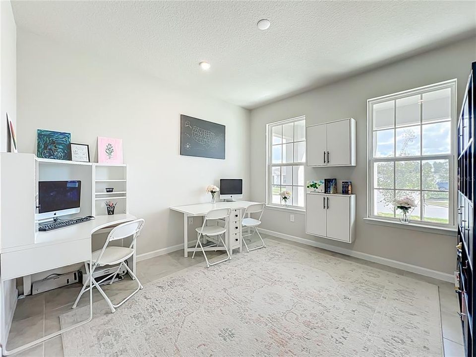 На продажу: $569,900 (5 спален, 5 ванн, 3680 Квадратных фут)