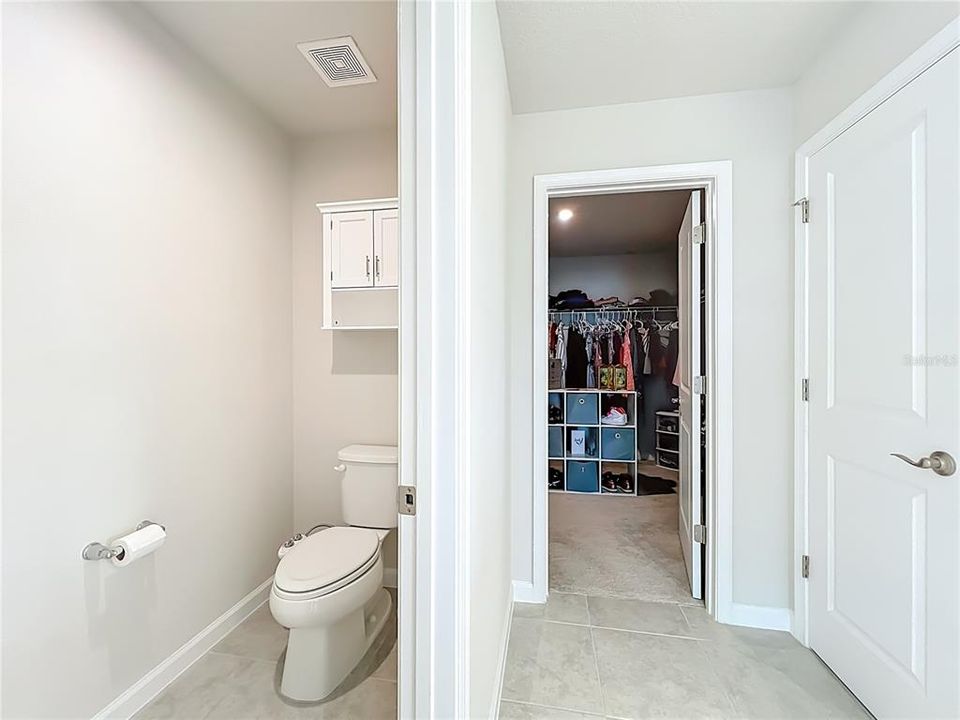 На продажу: $569,900 (5 спален, 5 ванн, 3680 Квадратных фут)