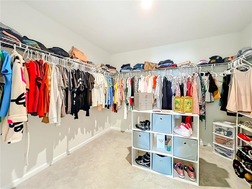 На продажу: $569,900 (5 спален, 5 ванн, 3680 Квадратных фут)