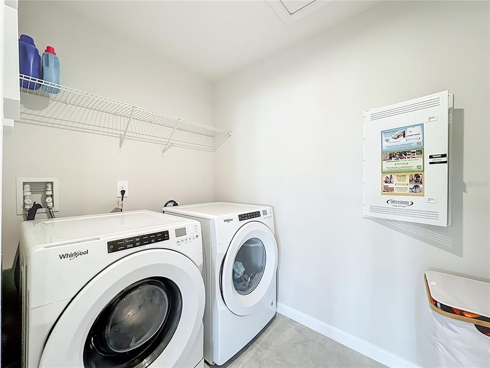 На продажу: $569,900 (5 спален, 5 ванн, 3680 Квадратных фут)