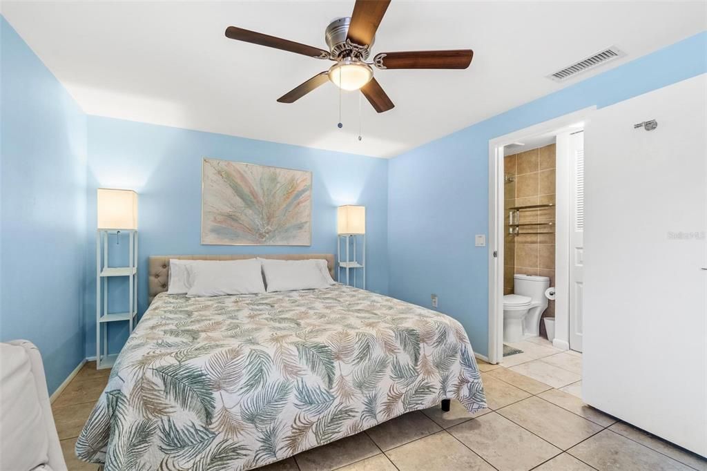 For Sale: $375,000 (3 beds, 2 baths, 1528 Square Feet)