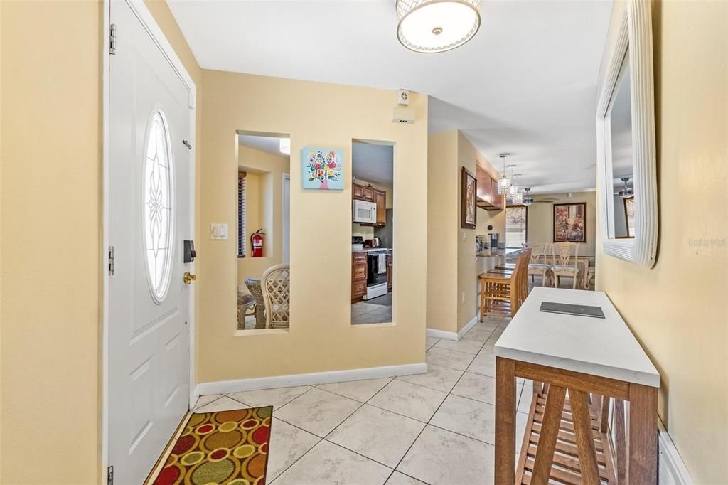 For Sale: $375,000 (3 beds, 2 baths, 1528 Square Feet)