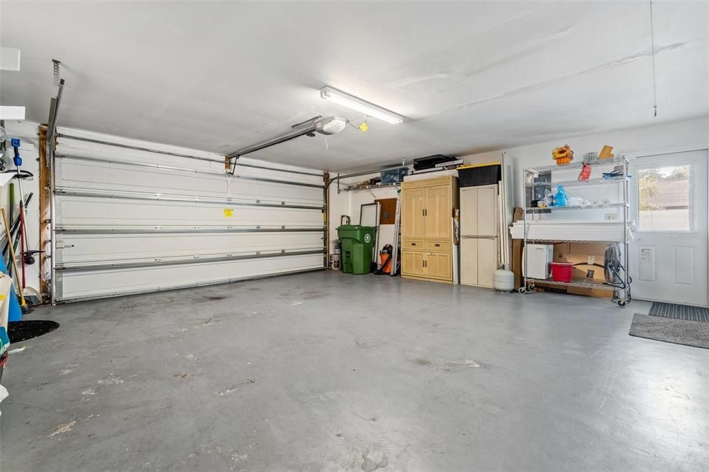 For Sale: $375,000 (3 beds, 2 baths, 1528 Square Feet)