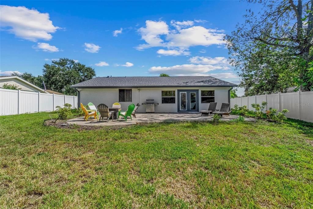 For Sale: $375,000 (3 beds, 2 baths, 1528 Square Feet)