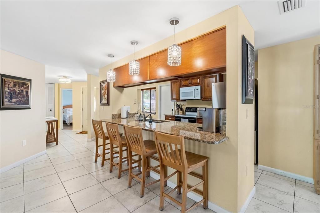 For Sale: $375,000 (3 beds, 2 baths, 1528 Square Feet)