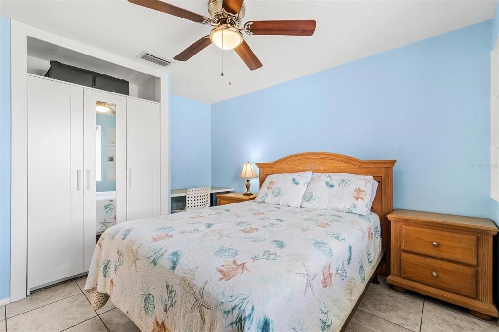 For Sale: $375,000 (3 beds, 2 baths, 1528 Square Feet)